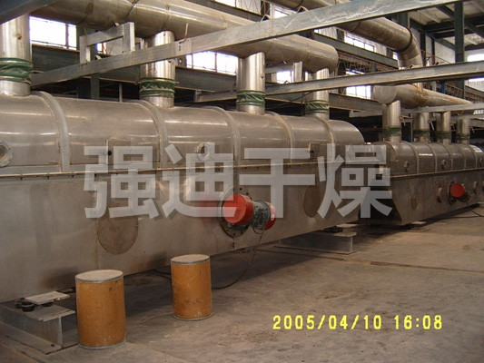 Special vibrating fluidized bed for bread crumbs